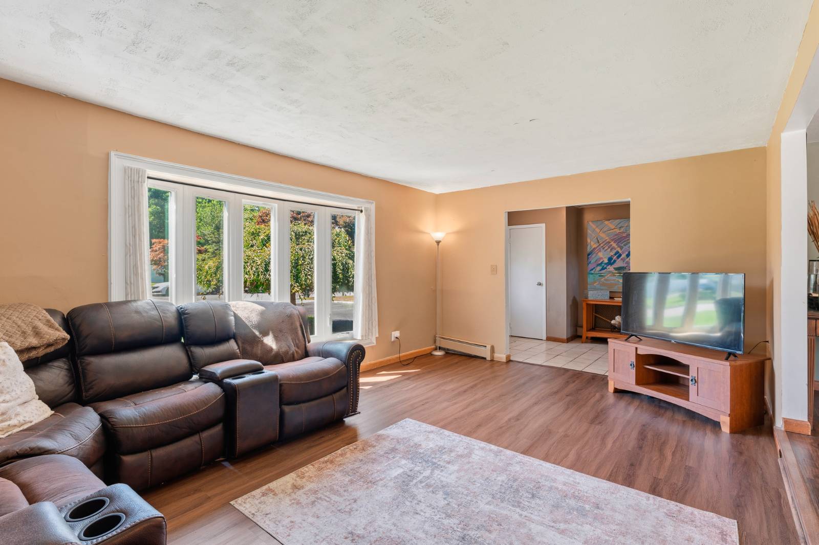 9 Silver Drive