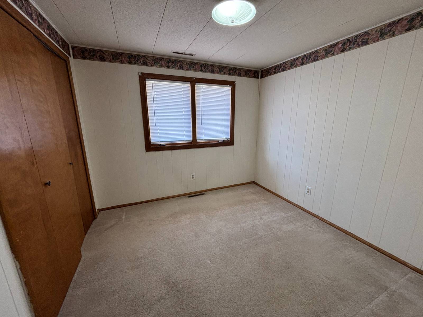 Photo 13 of 21 of home listing at 300 W Main Street, Chambers, NE 68725