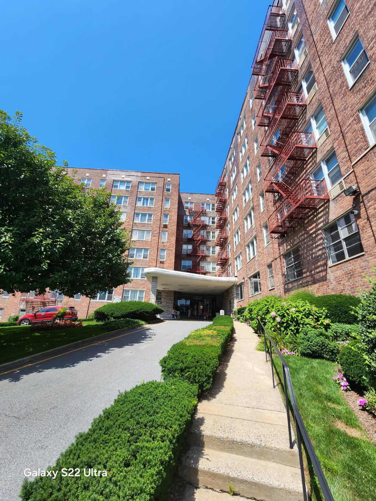 333 Bronx River Rd, #324