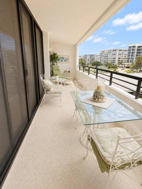 3589 S Ocean Blvd, South Palm Beach, FL 33480