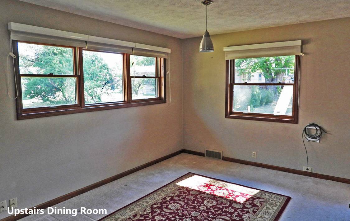 Photo 8 of 20 of home listing at 707 North Main Street, Gordon, NE 69343