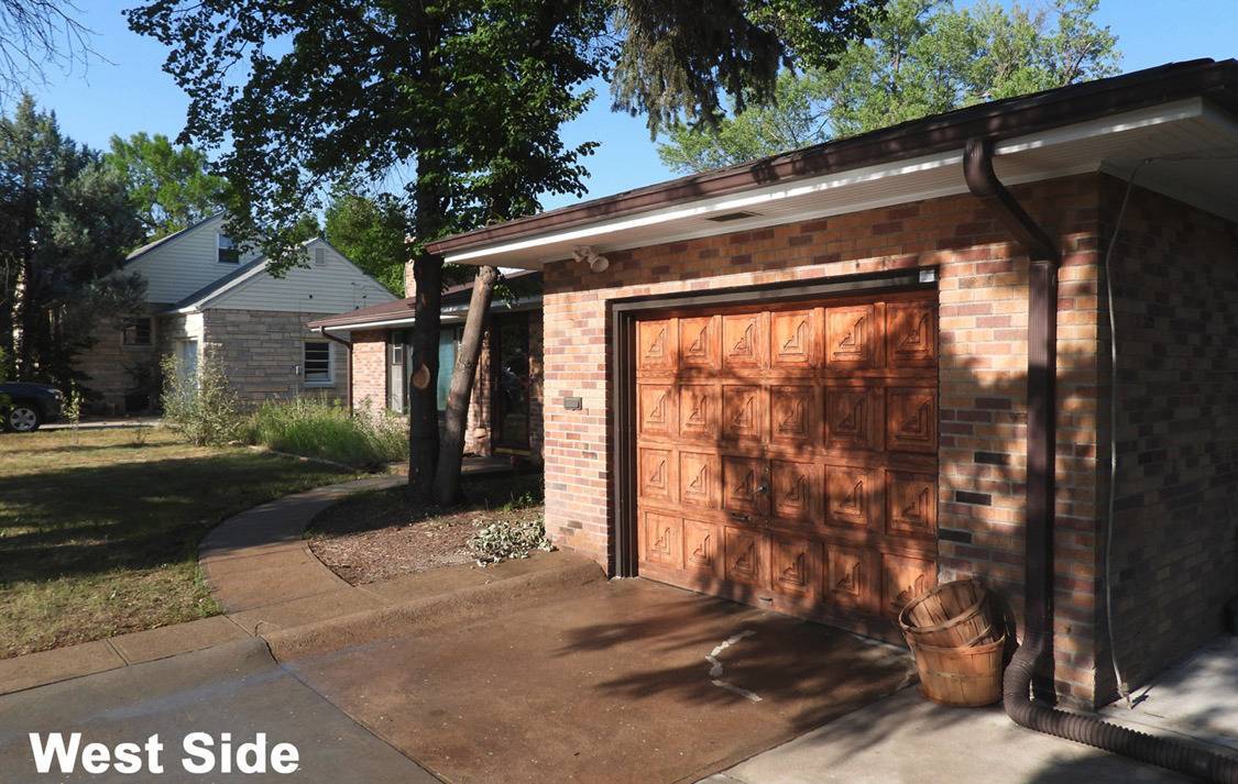 Photo 3 of 20 of home listing at 707 North Main Street, Gordon, NE 69343
