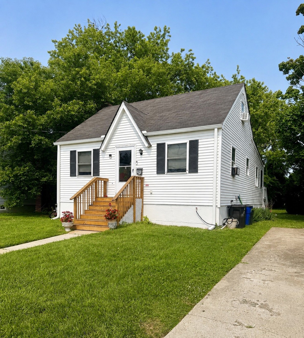 19 Lenox Pl