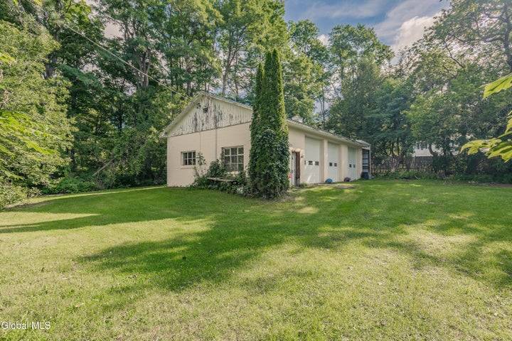 L11 NY 30A Streeter Rd.