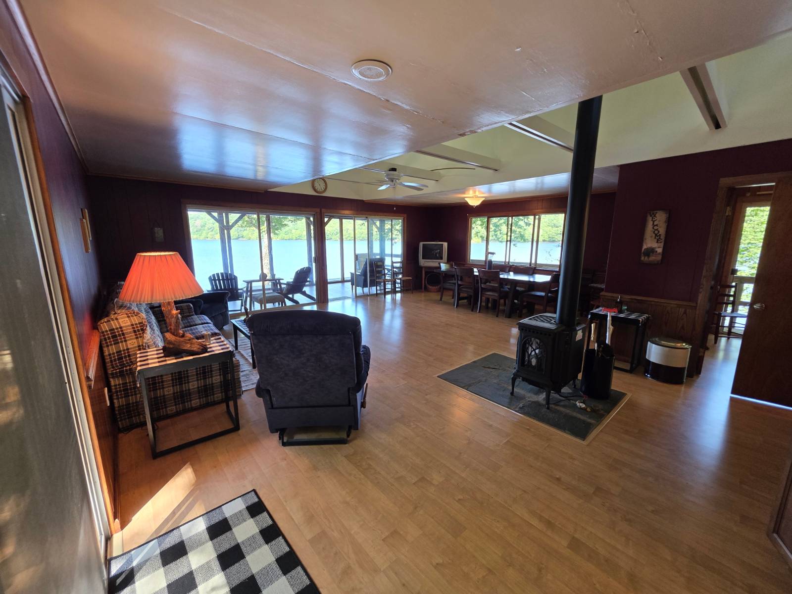 195 Wolf Creek Rd