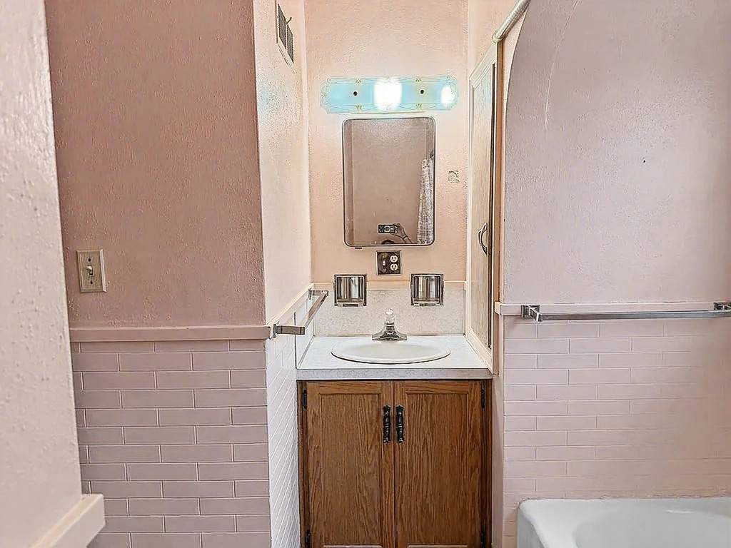 Photo 23 of 34 of home listing at 451 Ochs Ave, Chappell, NE 69129