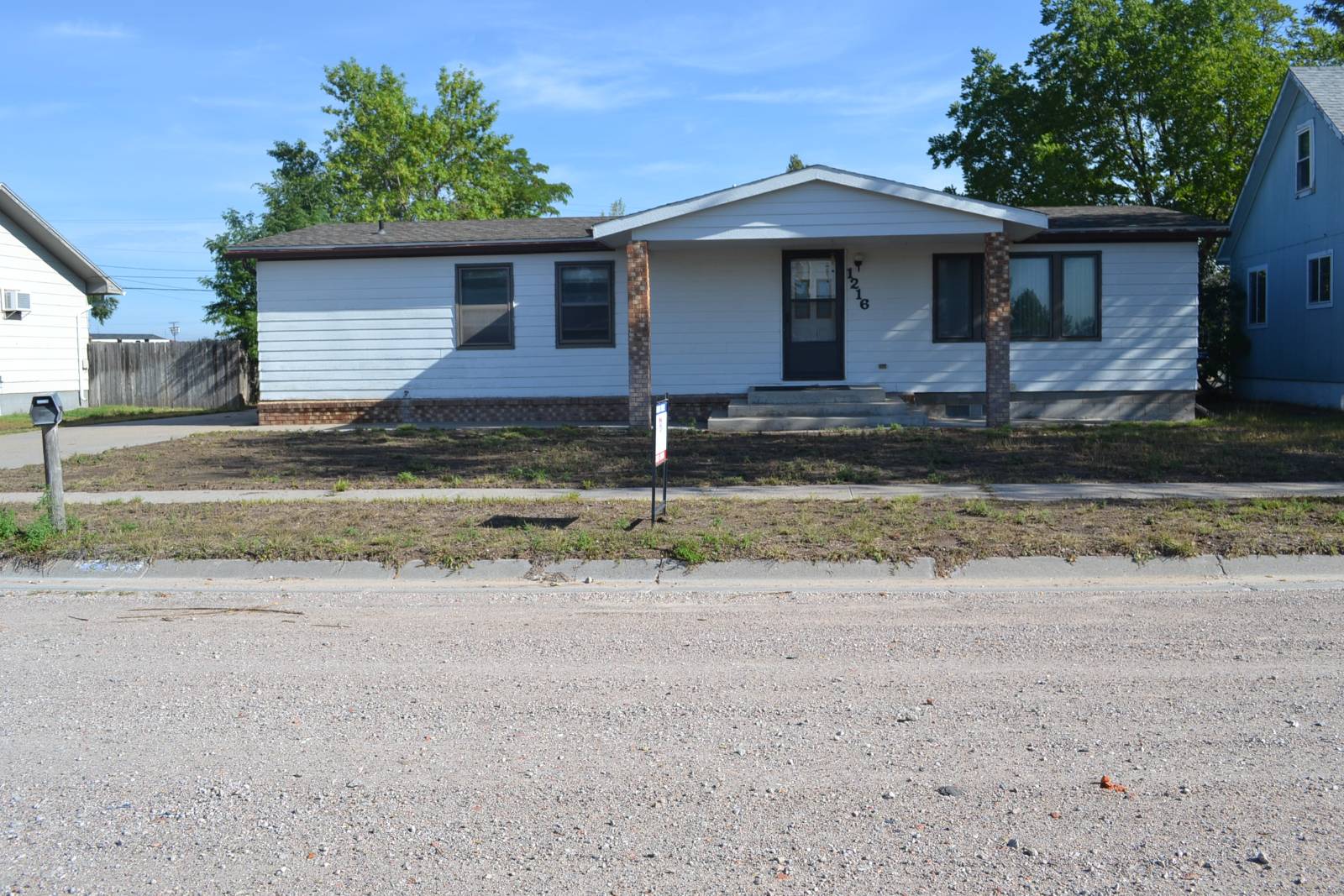 Photo 1 of 18 of home listing at 1216 E 8th Street, Alliance, NE 69301
