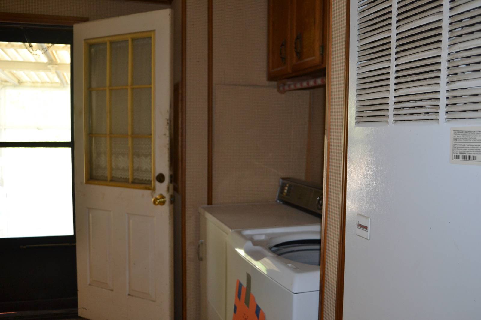 Photo 14 of 18 of home listing at 1216 E 8th Street, Alliance, NE 69301