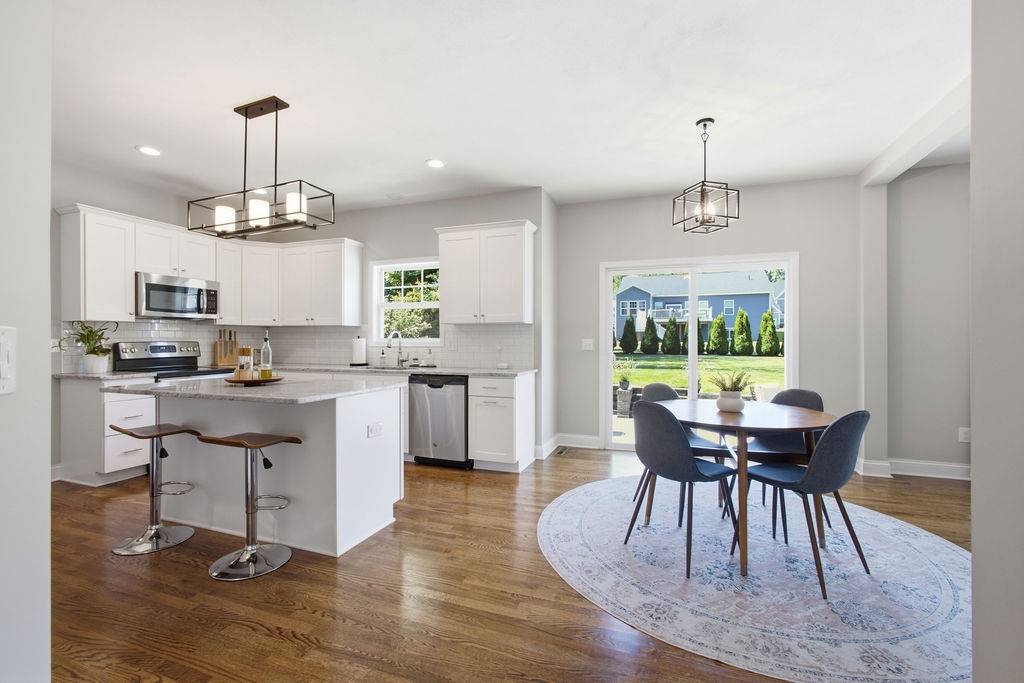 3155 Samantha Dr