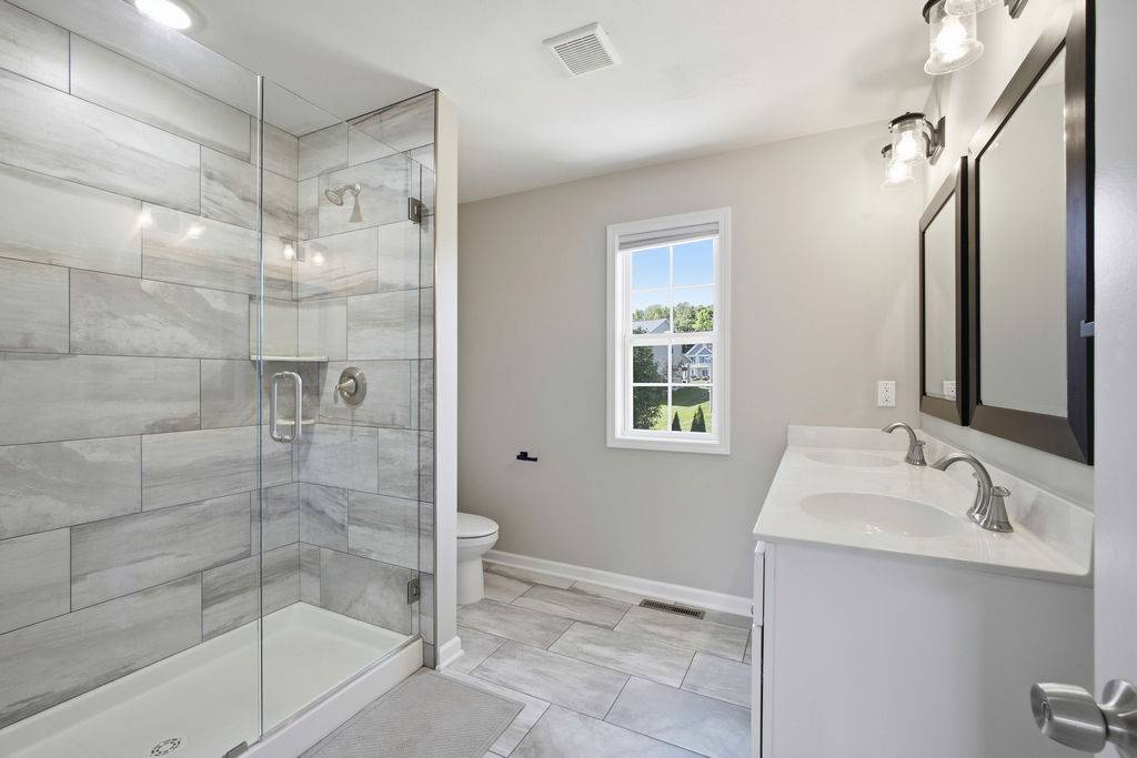 3155 Samantha Dr