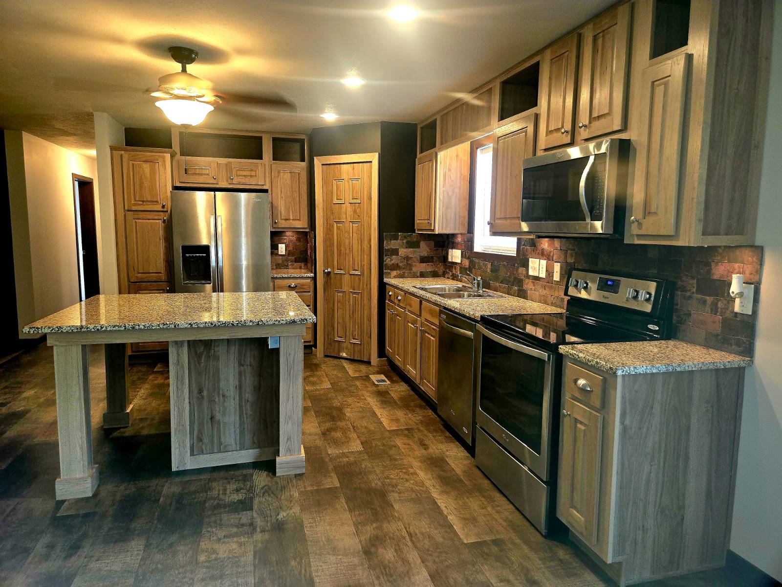 Photo 12 of 38 of home listing at 63770 720 Rd, Stella, NE 68442
