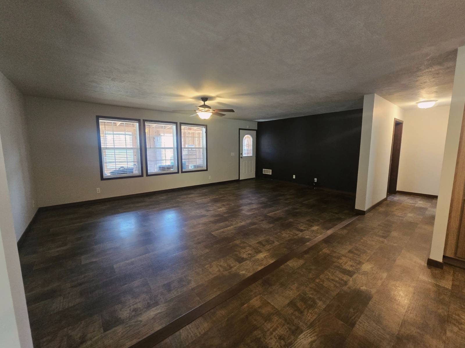 Photo 15 of 38 of home listing at 63770 720 Rd, Stella, NE 68442