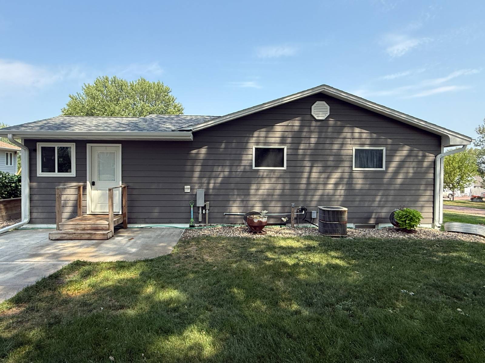 Photo 4 of 17 of home listing at 301 N Kuhlman Street, Spencer, NE 68777