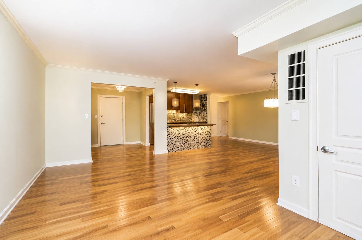 3461 Amboy Road, #2B