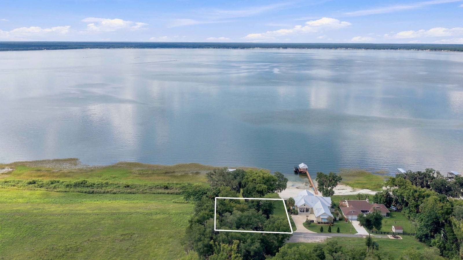 12929 SE Sunset Harbor Road, Weirsdale, FL 32195