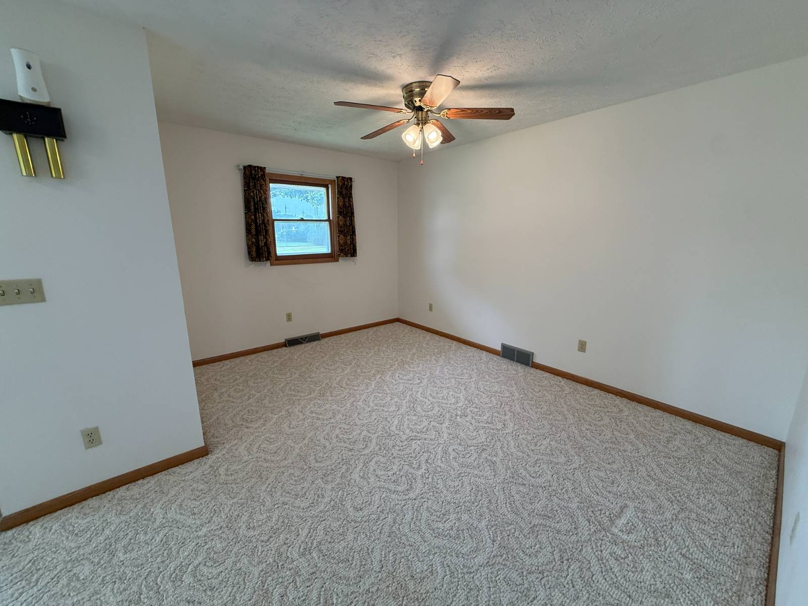 Photo 9 of 28 of home listing at 2118 G Street, Ord, NE 68862