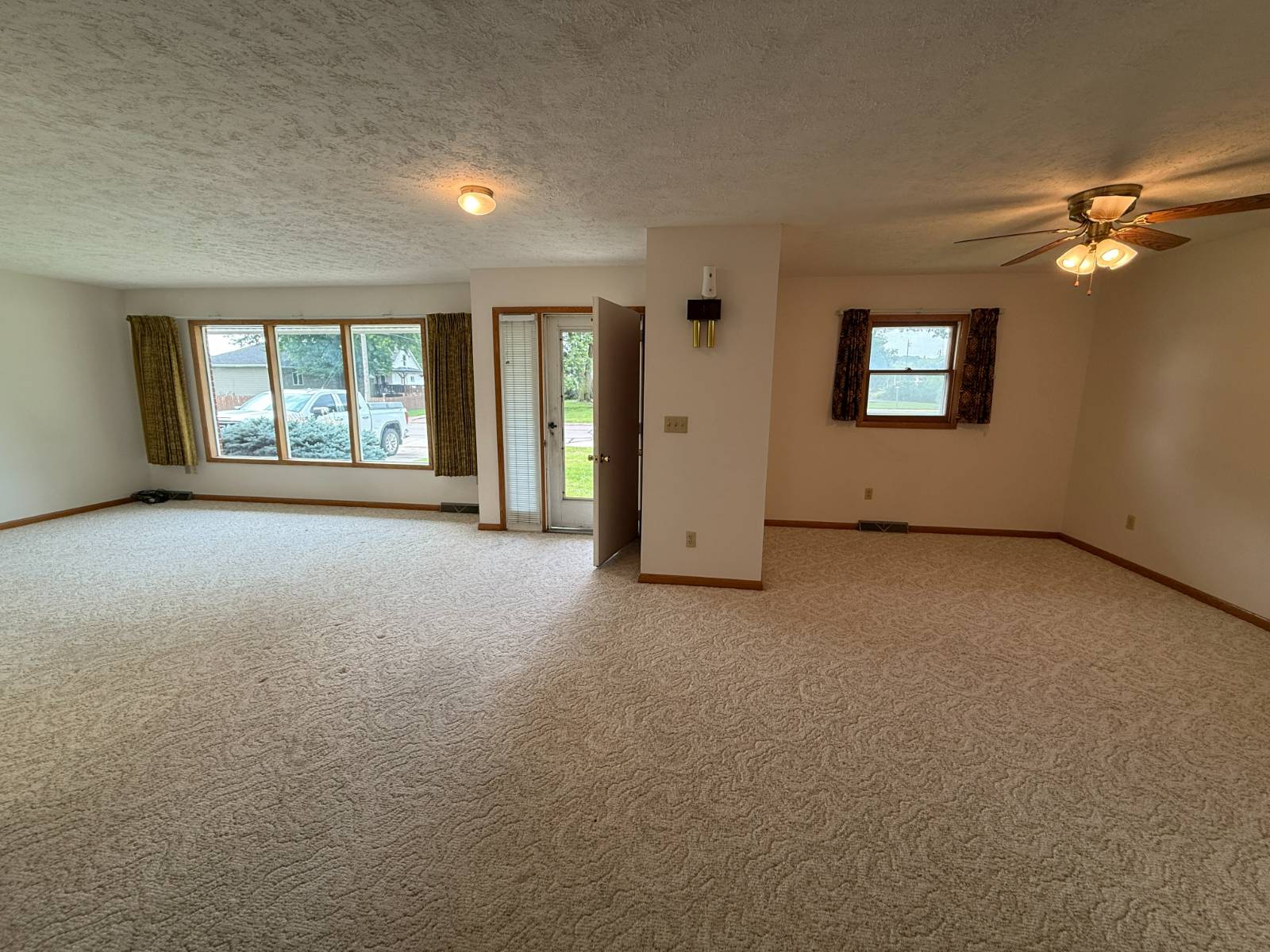Photo 7 of 28 of home listing at 2118 G Street, Ord, NE 68862