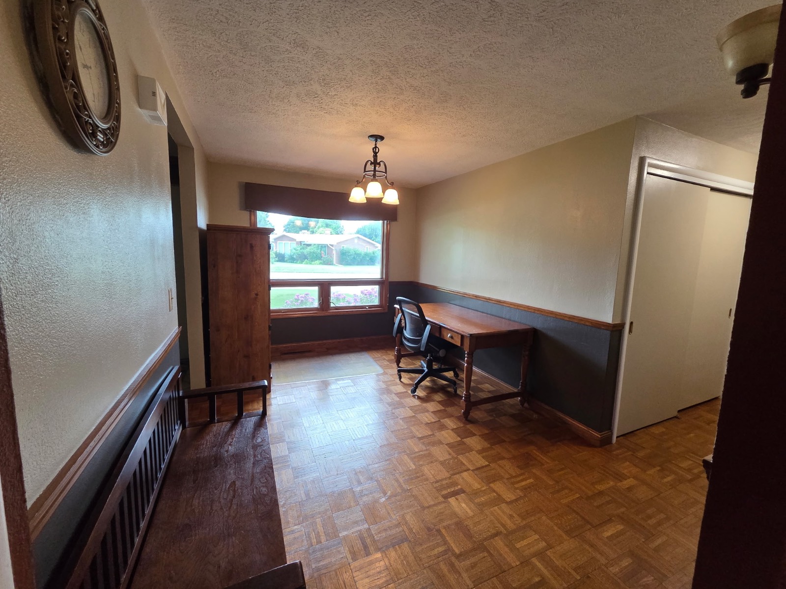 Photo 10 of 32 of home listing at 538 Elenora Drive, Valentine, NE 69201