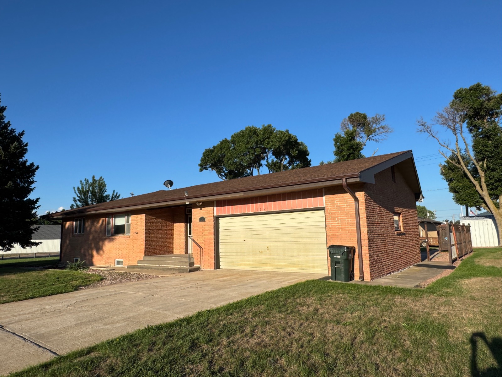 Photo 10 of 52 of home listing at 132 Garfield Street, Stuart, NE 68780