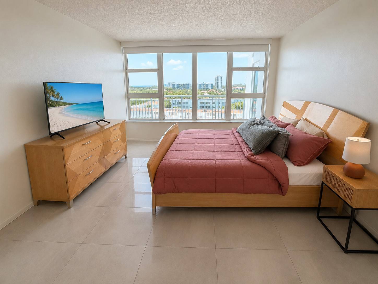 1620 Ocean Boulevard, #8H, Lauderdale-By-The-Sea, FL 33062