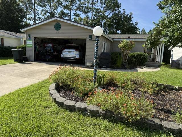Featured manufactured home