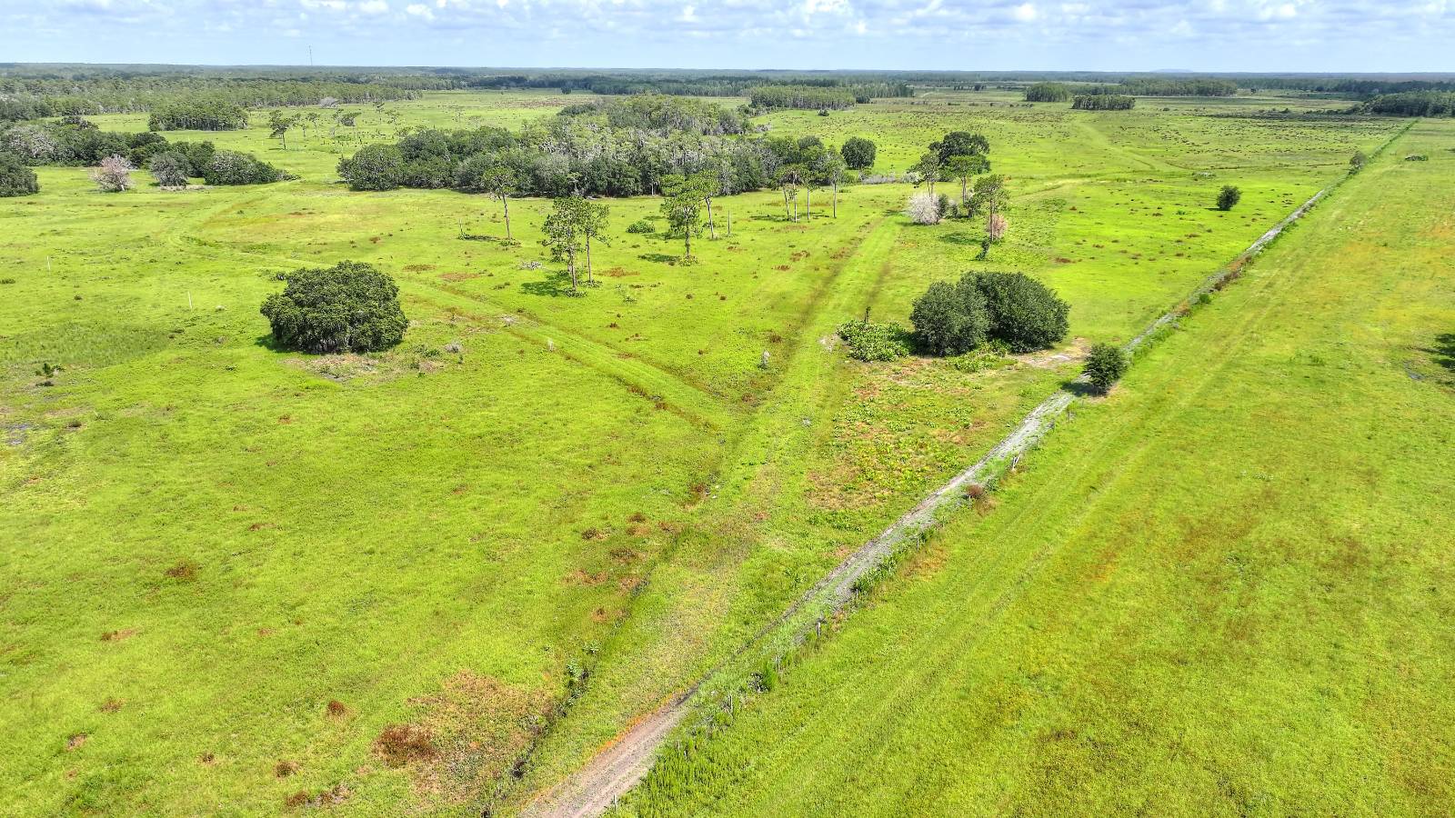 0 Canoe Creek Rd, Kenansville, FL 34739