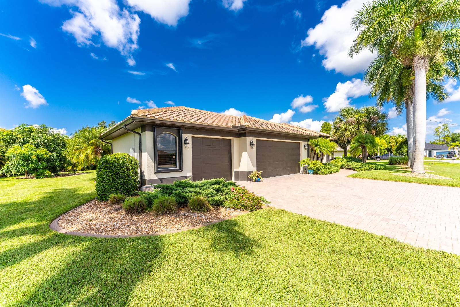 25279 PUNTA MADRYN AVE, Punta Gorda, FL 33983