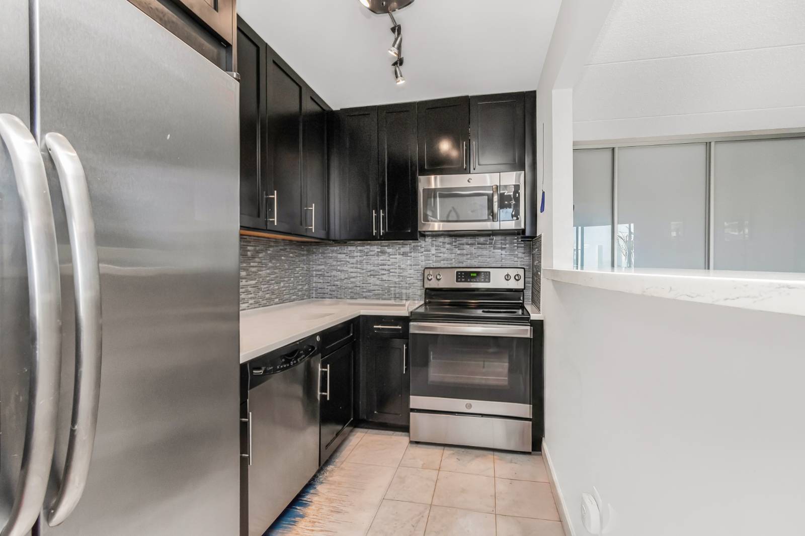1155 Warburton Avenue, #5A