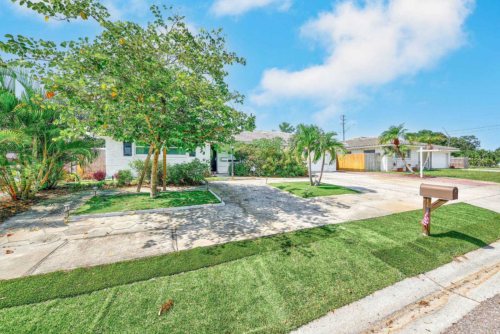 11288 60th Ave, Seminole, FL 33772