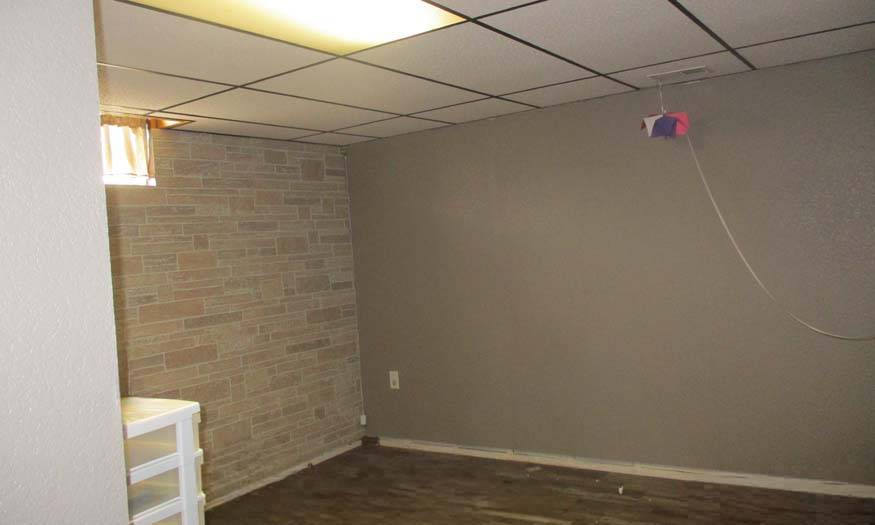 Photo 15 of 18 of home listing at 2081 640th Lane, Gordon, NE 69343