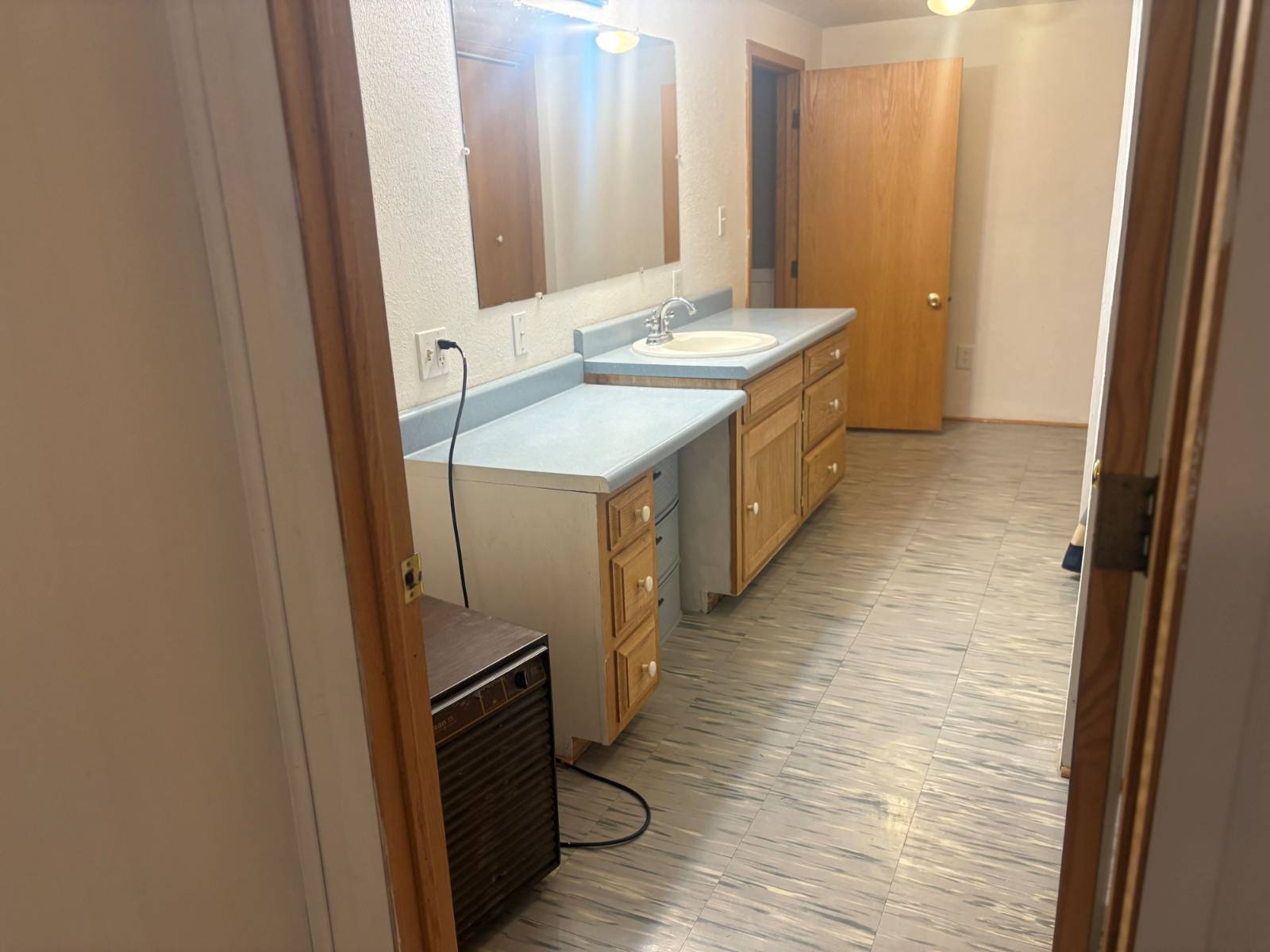 Photo 19 of 22 of home listing at 813 Custer St., Hemingford, NE 69348