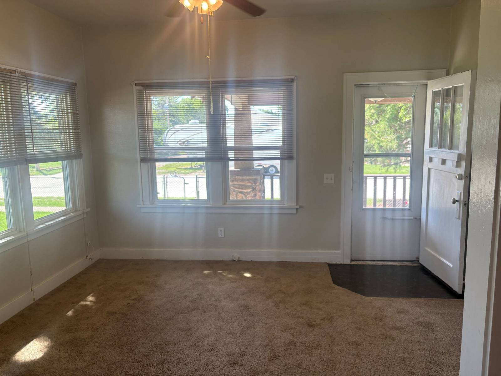 Photo 7 of 22 of home listing at 813 Custer St., Hemingford, NE 69348