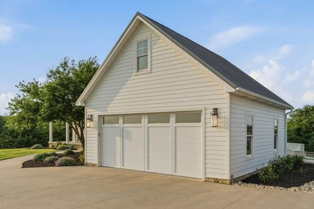 Photo 15 of 60 of home listing at 1767 E Birch Road, Cortland, NE 68331