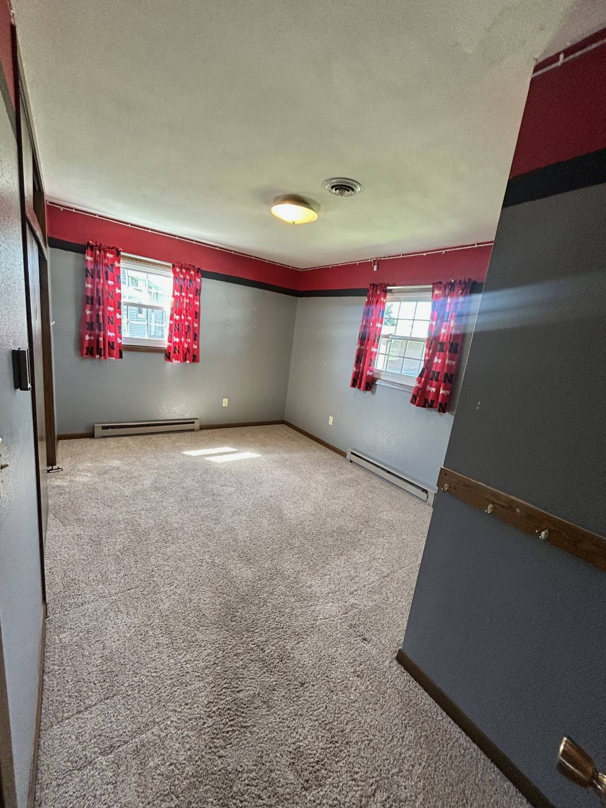 Photo 6 of 16 of home listing at 502 Remington St., Elgin, NE 68636