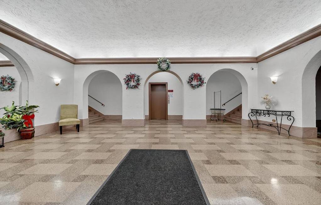 475 Bronx River Road, #2D