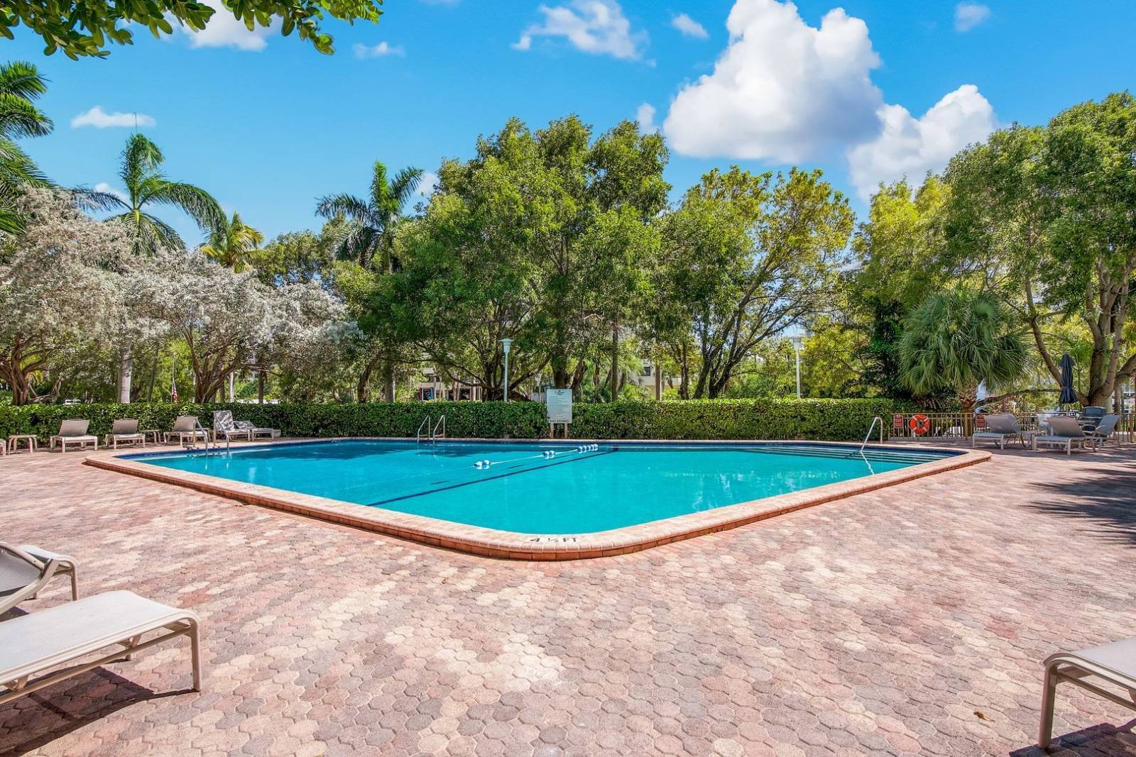 155 Ocean Lane Dr, #103, Key Biscayne, FL 33149