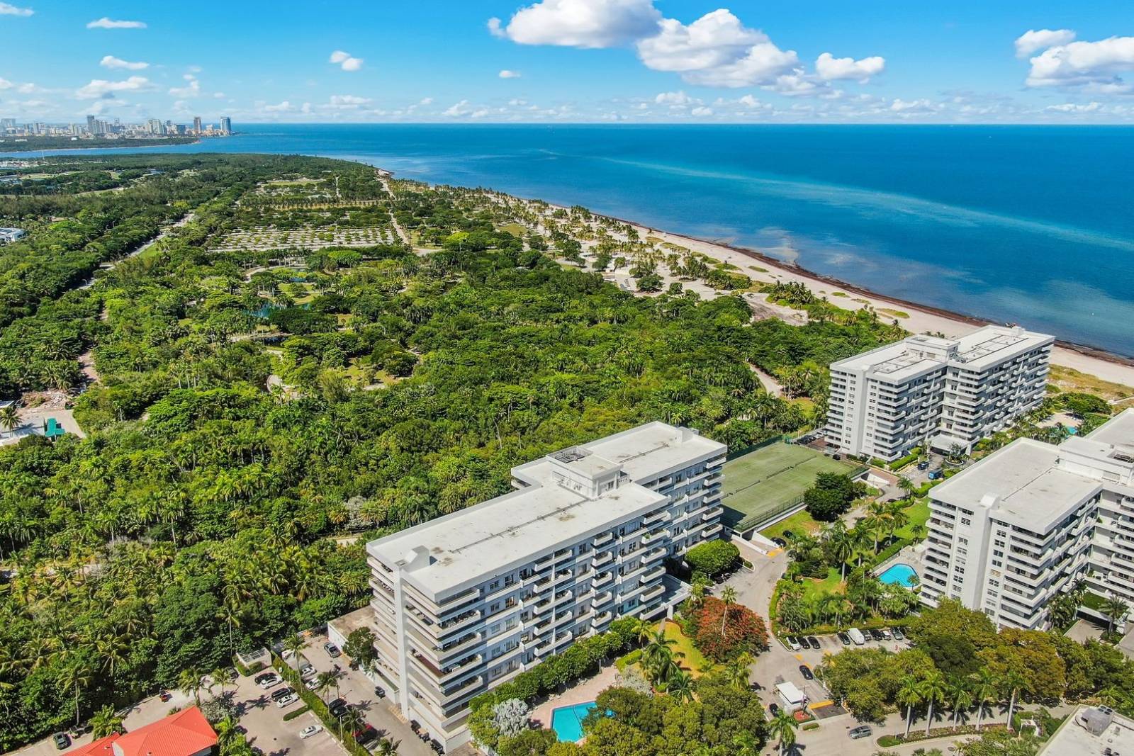 155 Ocean Lane Dr, #103, Key Biscayne, FL 33149