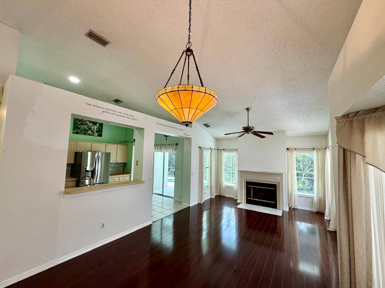 11838 Branch Mooring Dr, Tampa, FL 33635
