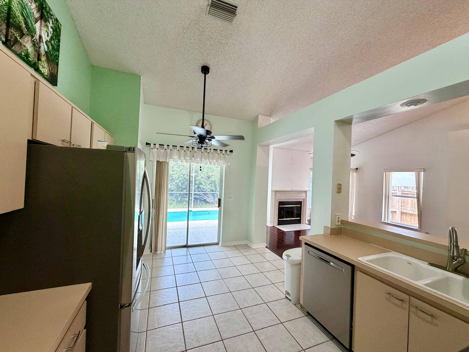 11838 Branch Mooring Dr, Tampa, FL 33635