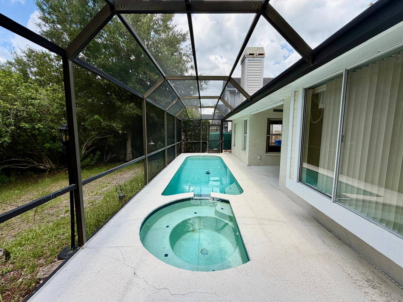 11838 Branch Mooring Dr, Tampa, FL 33635