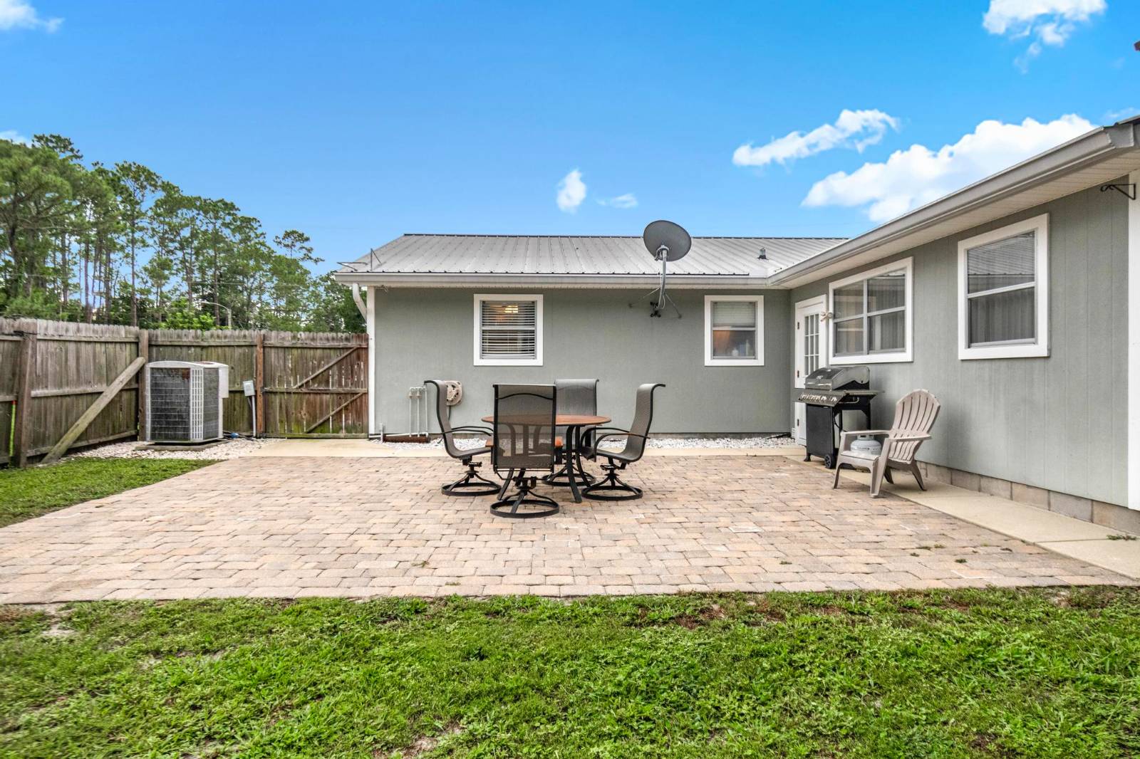 702 N Chapel, Bunnell, FL 32110