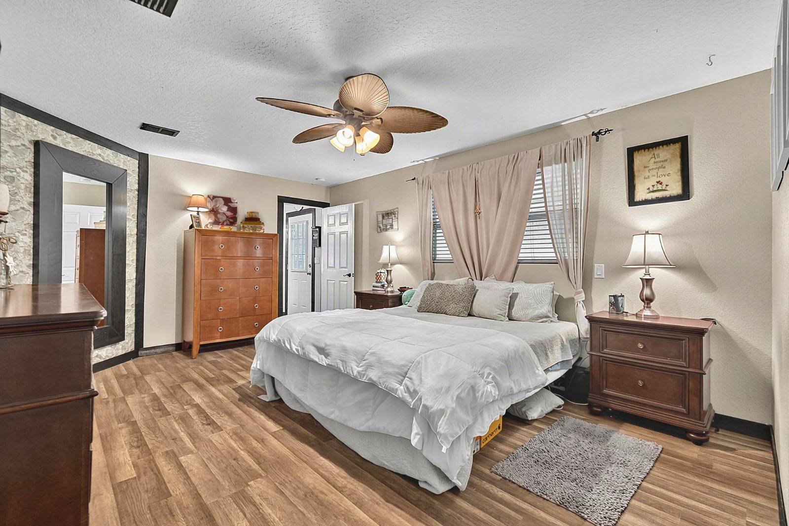 702 N Chapel, Bunnell, FL 32110