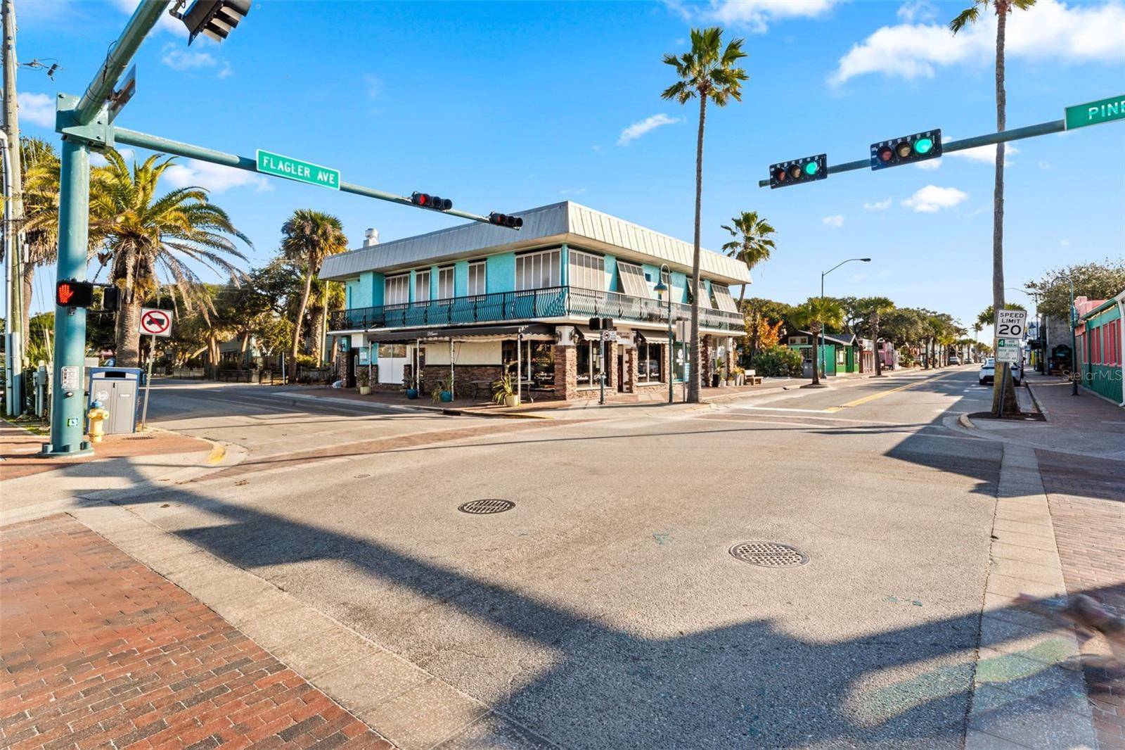 101 N Pine St, #2, New Smyrna Beach, FL 32169