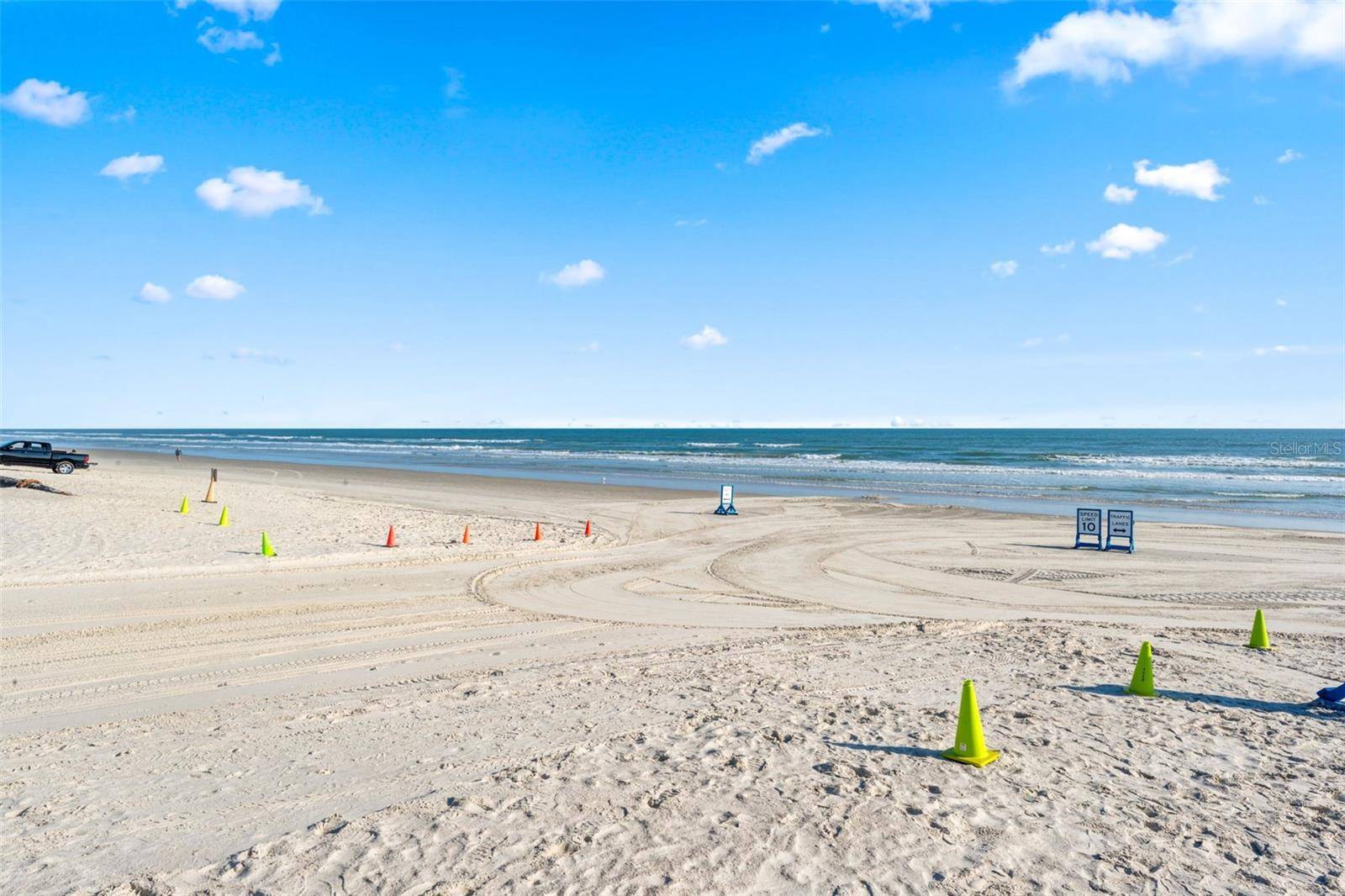 101 N Pine St, #2, New Smyrna Beach, FL 32169