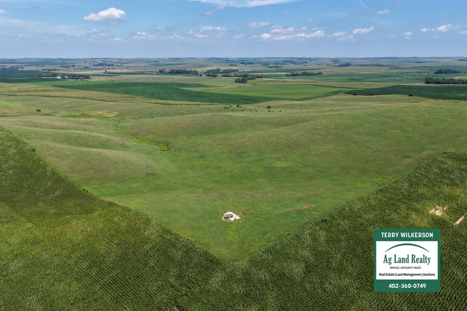 Photo 9 of 11 of farm or ranch property listing at 87750 571 AVE, Laurel, NE 68745