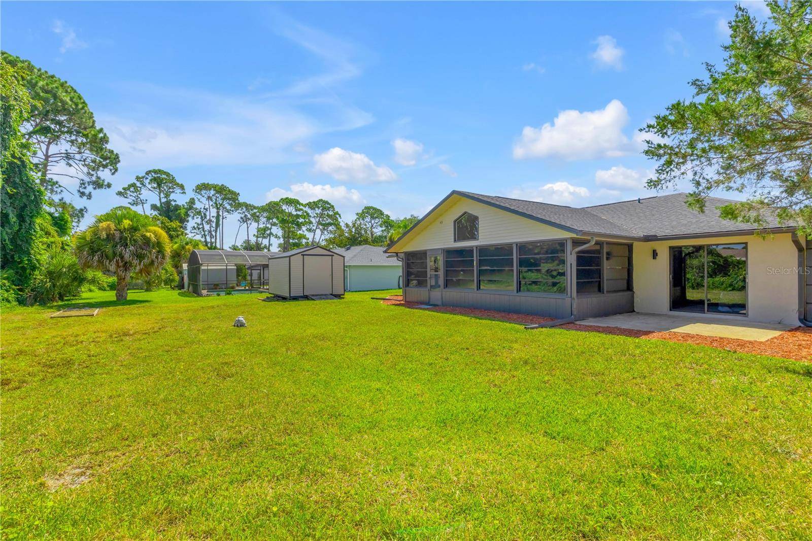 117 Poinciana Rd, Edgewater, FL 32141