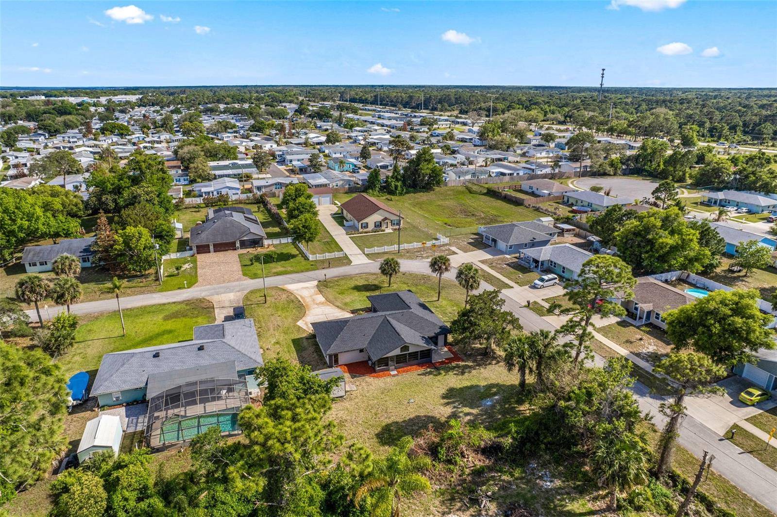 117 Poinciana Rd, Edgewater, FL 32141