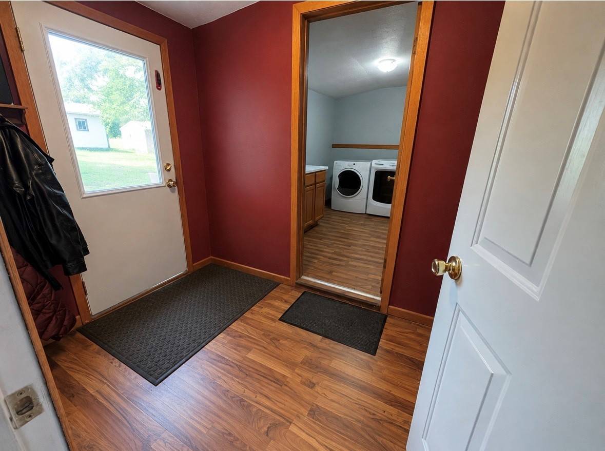 Photo 6 of 19 of home listing at 306 S Madison Ave, Hartington, NE 68739