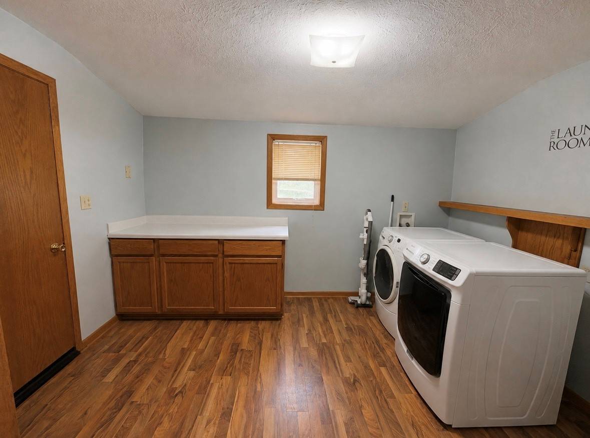 Photo 7 of 19 of home listing at 306 S Madison Ave, Hartington, NE 68739