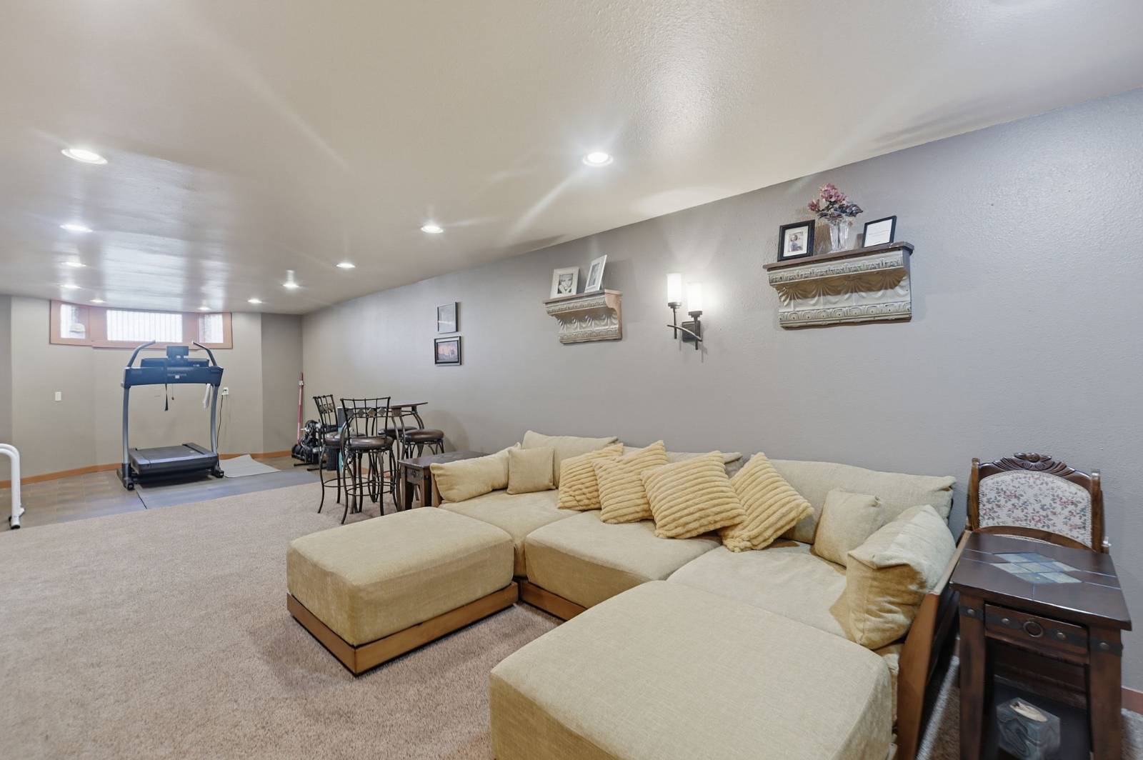 Photo 50 of 60 of home listing at 706 Cheyenne Ave, Alliance, NE 69301